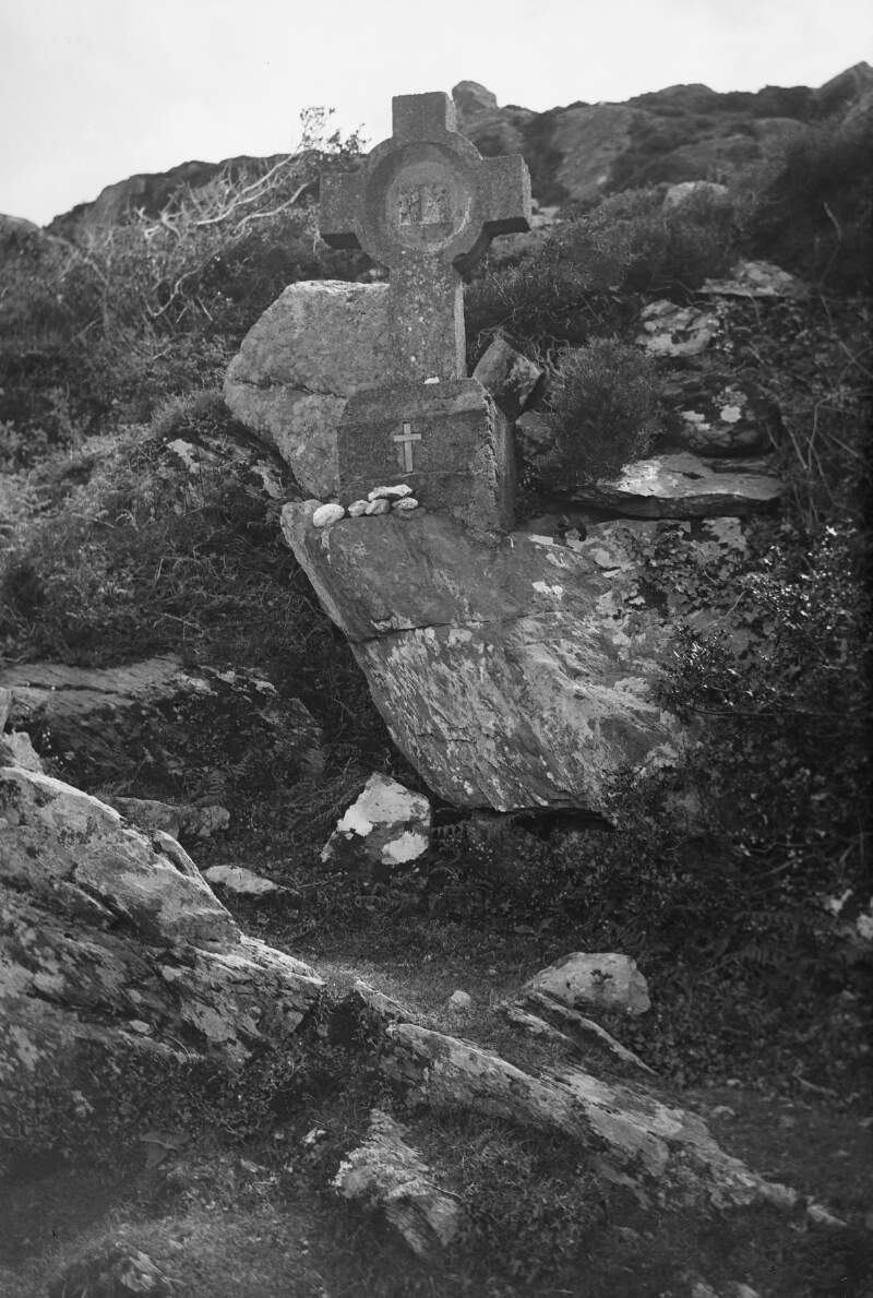 The 1st Station of the Cross on Knocknadobar [Knocknadobar / Knocknadober].